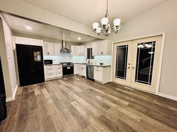 9611 97th Pl N, Maple Grove, MN 55369