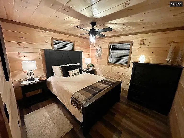 2nd floor bedroom