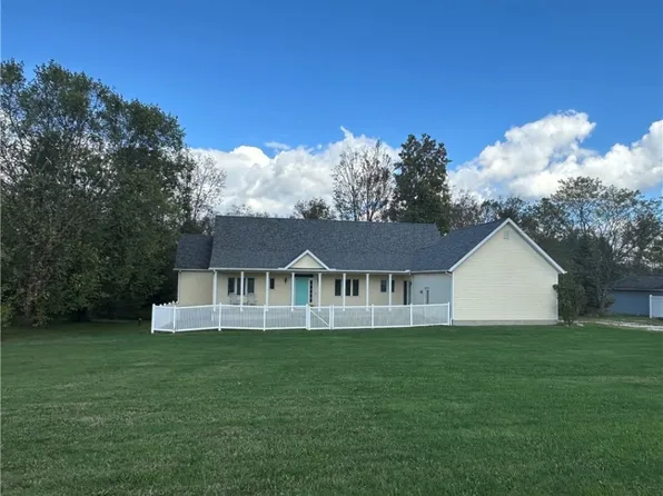 6047 Tallmadge Rd, Rootstown, OH 44272