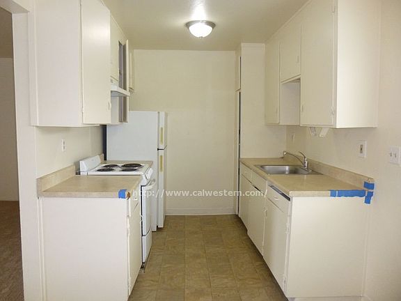 2nd image of 1730 Virginia Ave APT 3