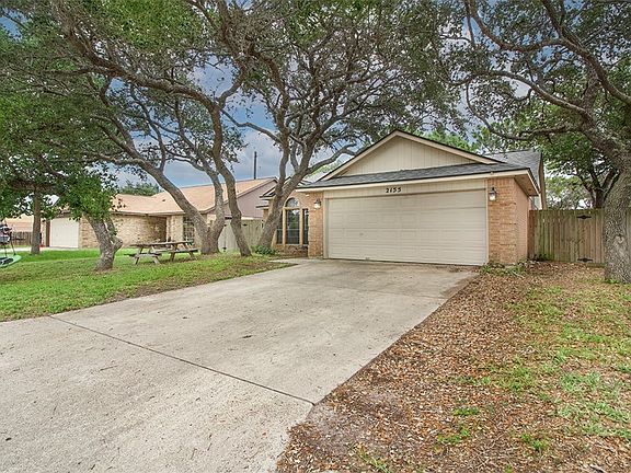 2nd image of 2155 Spring Park Dr