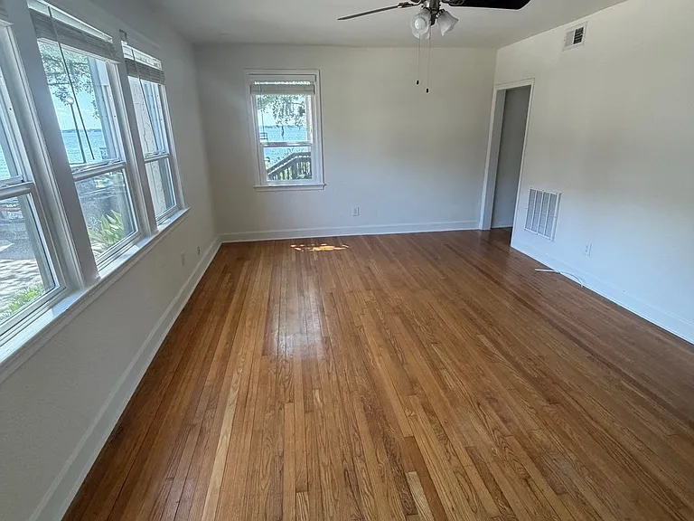2764 Vernon Ter #1 — Photo 4