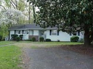 114 Cahill Ln, Oak Ridge, TN 37830