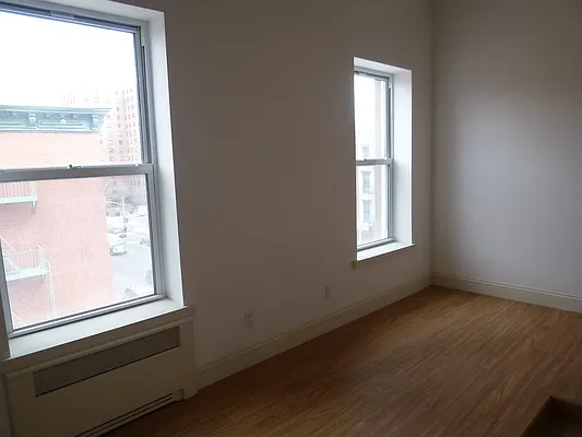 Rented by Smart City Real Estate LLC | media 21