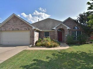 2412 Cherry Sage Dr, Arlington, TX 76001