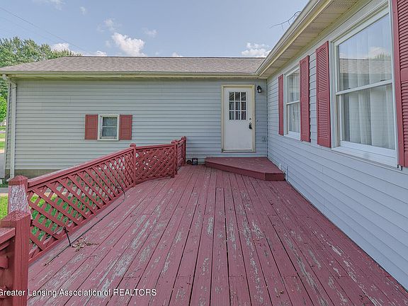 2nd image of 6414 S Washington Ave