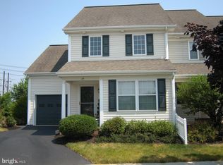 25 Semple Ct, Lititz, PA 17543