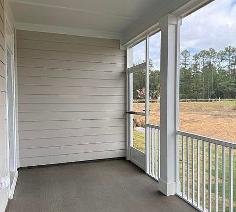 5th image of 344 Village Walk Dr