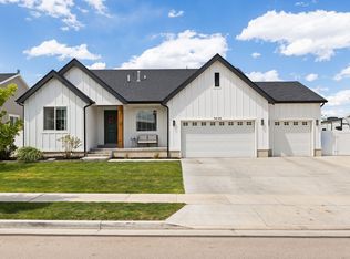 3648 W Creek Meadow Rd, Riverton, UT 84065