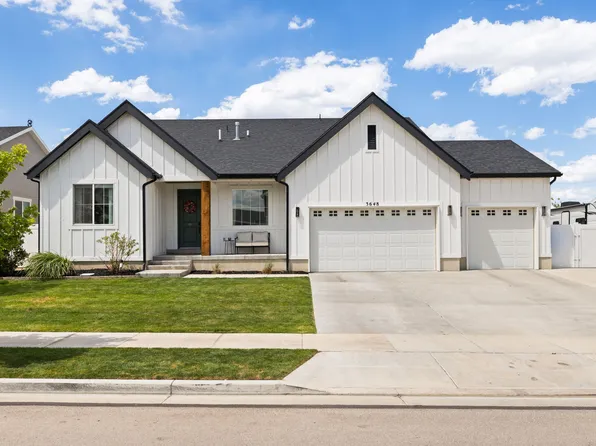 3648 W Creek Meadow Rd, Riverton, UT 84065