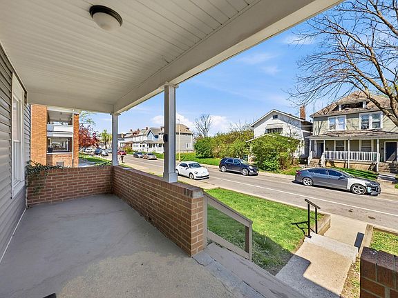 3rd image of 85 Dana Ave