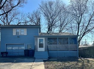 1020 Geil Ave, Des Moines, IA 50315