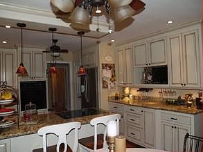 4th image of 1111 Cornelia Cir