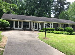 3821 13th Pl, Meridian, MS 39305
