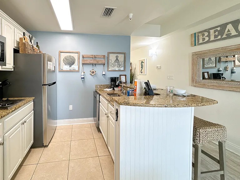 114 Carillon Market St #210 — Photo 3