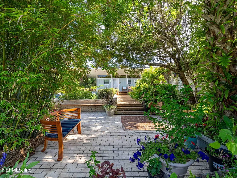 2337 Seminole Rd #A — Photo 34