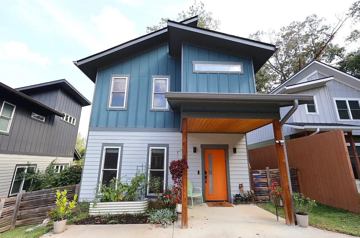 3 bed, 2.5 bath, 1532 sqft, $3,400 — Photo 2