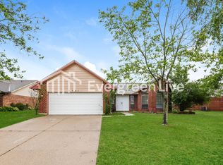 6791 Coronado Cir, Dayton, OH 45424