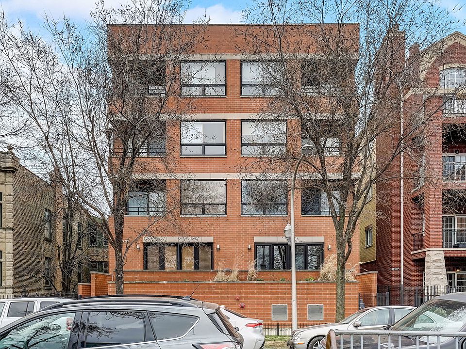 1st image of 934 W Cuyler Ave APT 3C