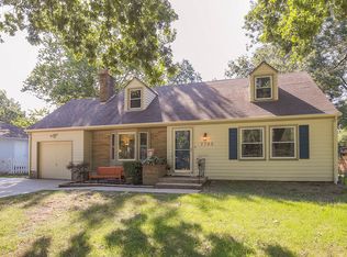 7705 Tomahawk Rd, Prairie Village, KS 66208