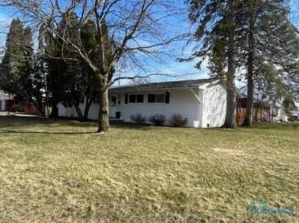 2009 Belvoir Dr, Toledo, OH 43613