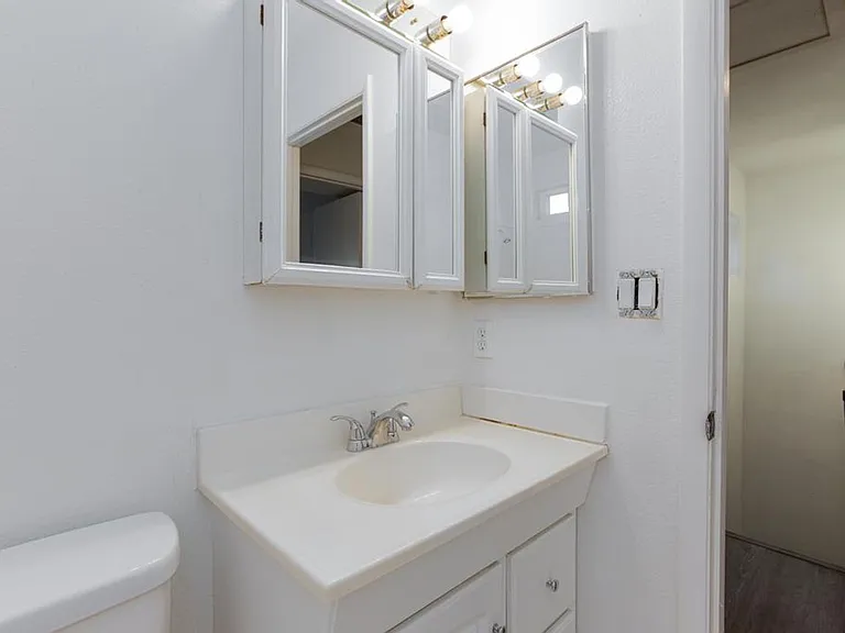 5031 Spencer St #C — Photo 19