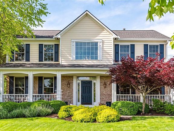 2nd image of 1531 Thomas Farm Ct