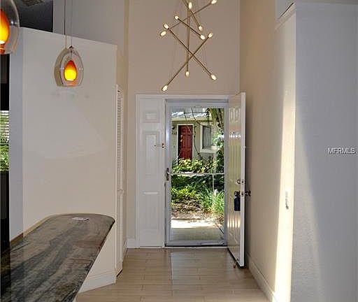 4th image of 639 Laurel Oak 101 Ln