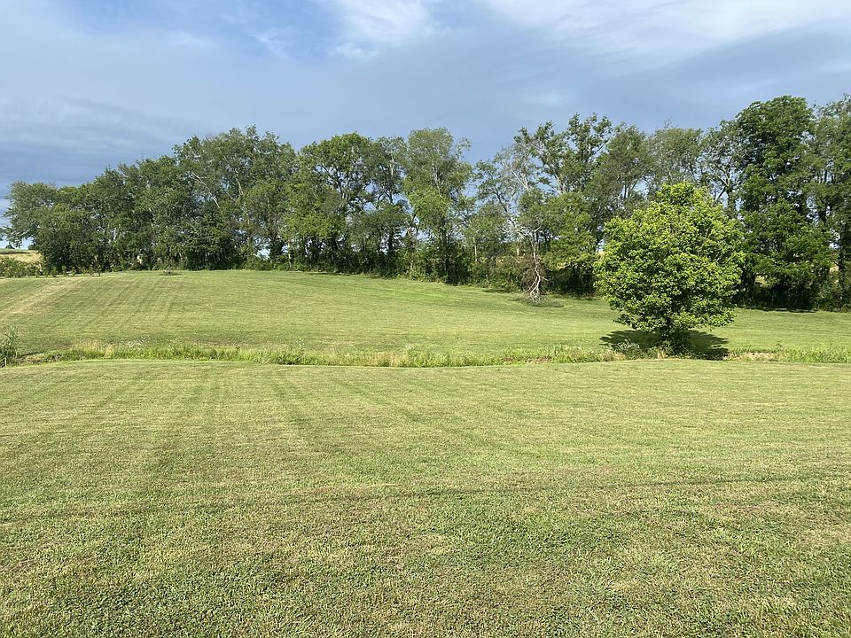 1st image of 4 Tom Walker Dr #4