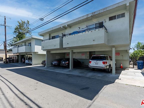 5th image of 3344 Mentone Ave