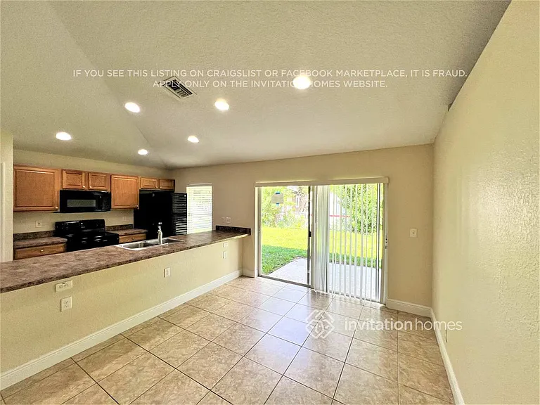2611 Alexander Ave — Photo 8