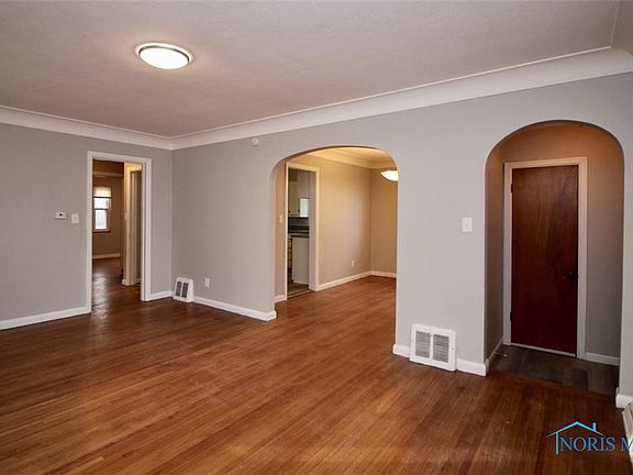 3rd image of 3639 Kershaw Ave