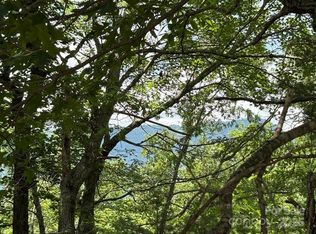 34 E Oakwood Dr, Marion, NC 28752