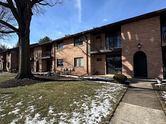 2nd image of 612 N Shady Retreat Rd APT 14
