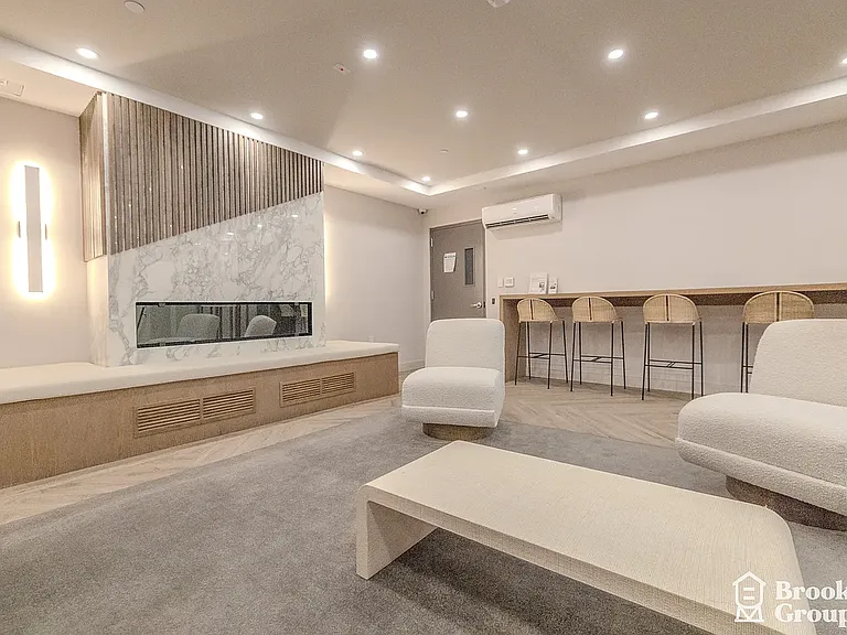 101-19 Rockaway Beach Blvd #2Q — Photo 21
