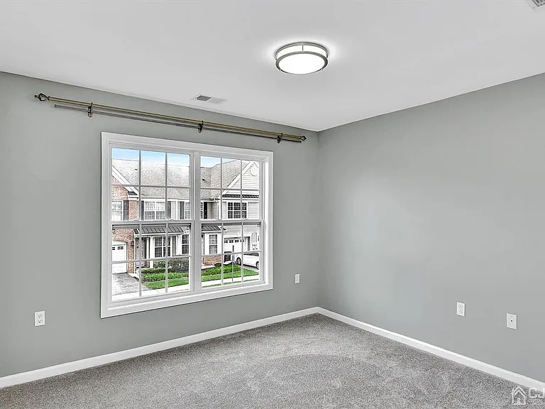 27 Vincent Behan Blvd #27 — Photo 16