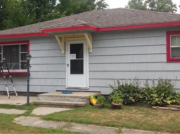 206 W Washington St, Coleman, MI 48618