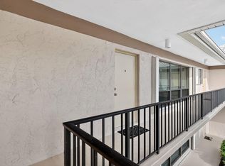 16 SE Turtle Creek Drive #E, Jupiter, FL 33469