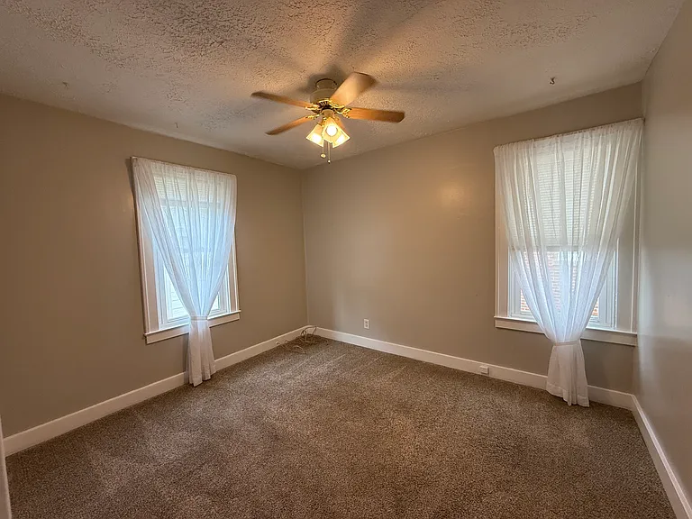 8369 Harding Ave — Photo 13