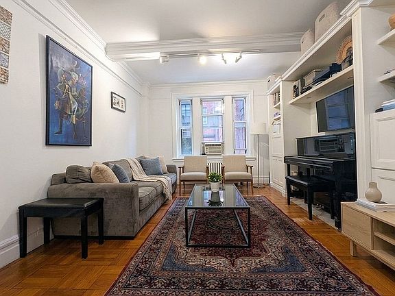 4th image of 59 W 71st St APT 2C