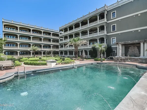 4640 W Beach Blvd APT B8, Gulfport, MS 39501