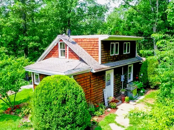 167 Toddy Hill Road, Newtown, CT 06482