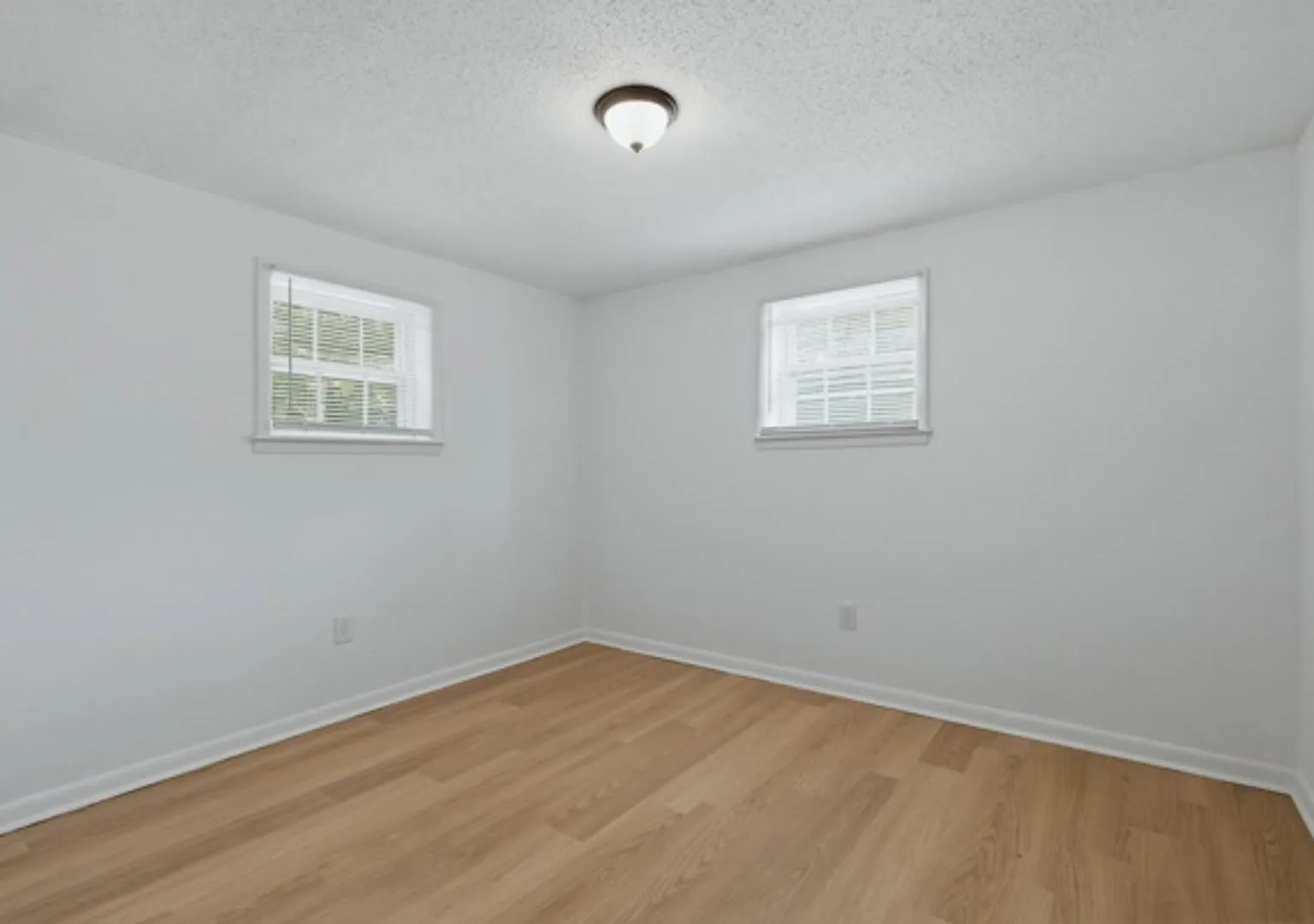 Highland Heights Apartments — Photo 3