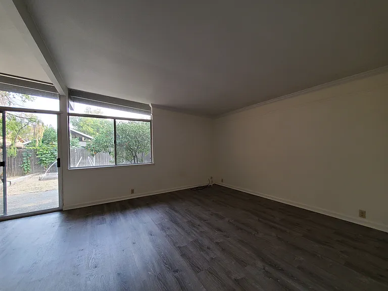 630 Isla Pl — Photo 6