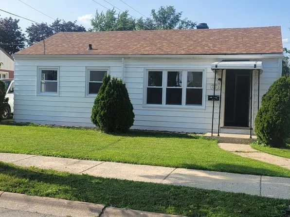 8712 45th St, Lyons, IL 60534