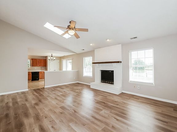 5th image of 6057 Sally Ann Cir