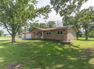 2560 Kroner Dr, Moberly, MO 65270