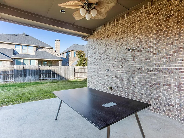 29110 Davenport Dr — Photo 41