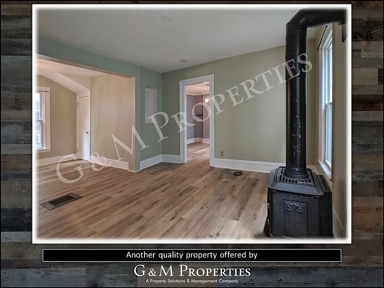 18 Hickory St — Photo 8