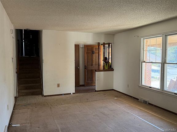 3rd image of 2545 S Eagle Circle